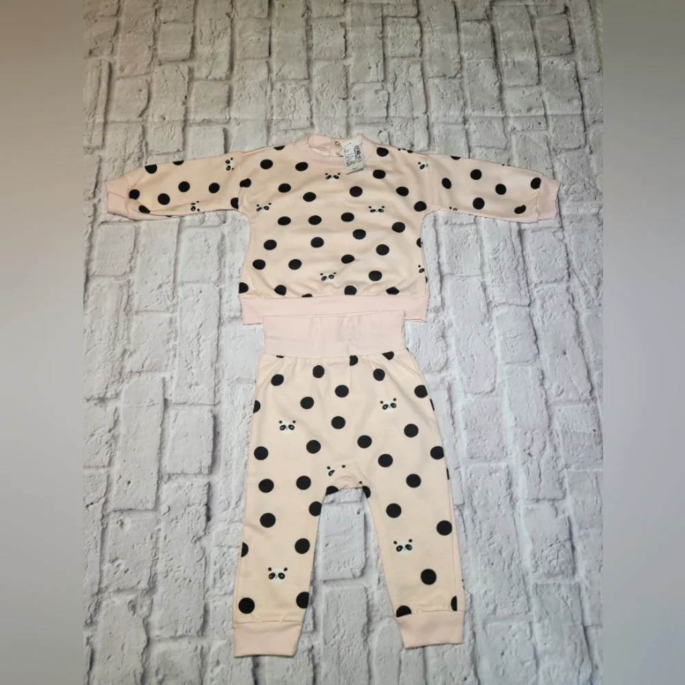 Baby's Place Baby Girl Matching Set - Picture 1 of 6